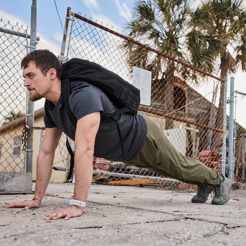 Goruck Indestructible Performance Joggers Pants Men Green | NL-532940-EZR