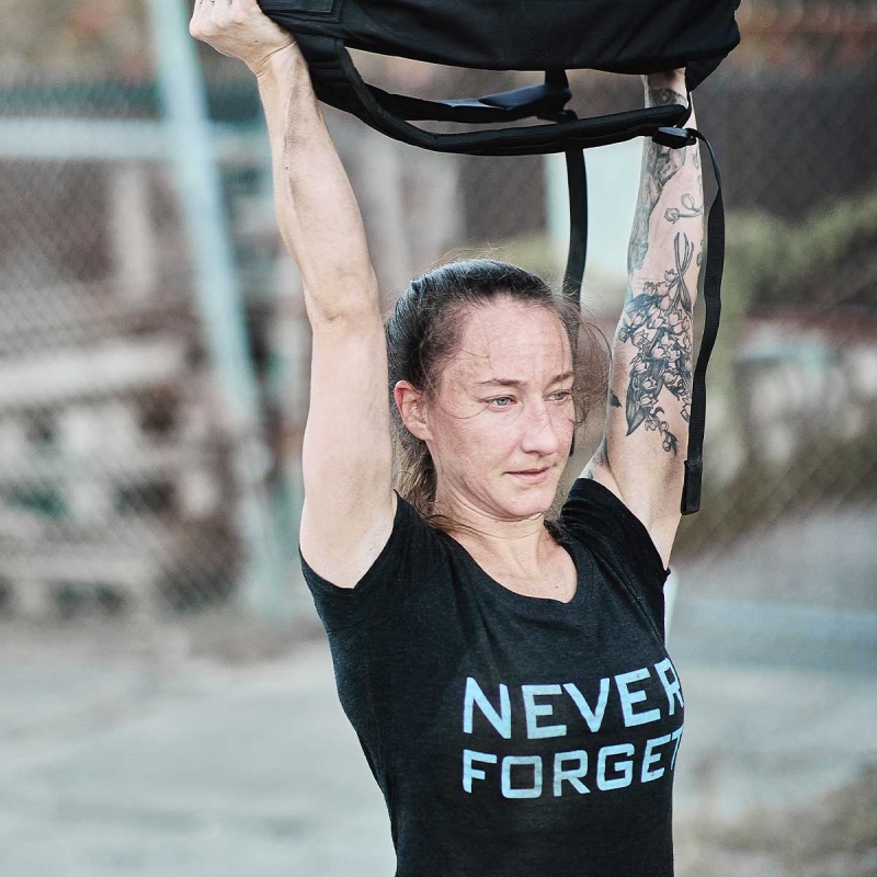 Goruck Never Forget T-Shirt Women Black | NL-954601-KJV